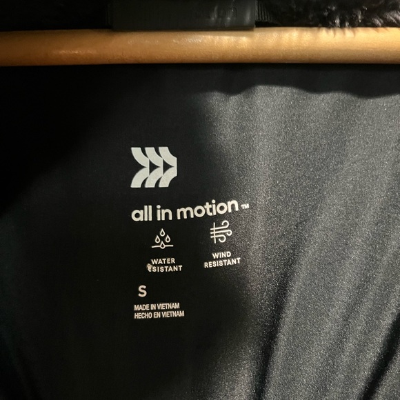 Men's All in Motion Puffer Jacket - S - Picture 4 of 6